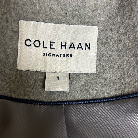 Women’s Cole Haan Gray Trench Coat Wool Blend size 4 - Picture 5 of 7